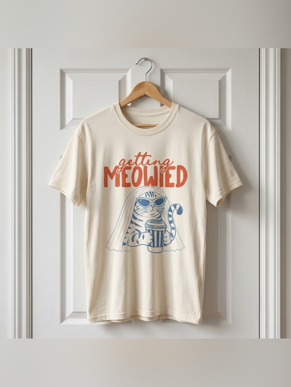 Getting Meowied Bride Cat Coffee Cream Bridal Funny Graphic T-Shirt